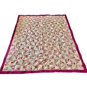 Beautiful Handmade Quilt 1/2sq triangle pattern and vibrant floral print 75x84”